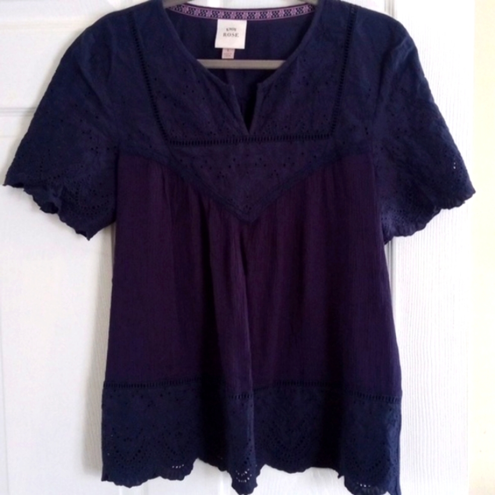Knox Rose Dark Blue Flowy Lace Top Size:L